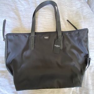Black tote!